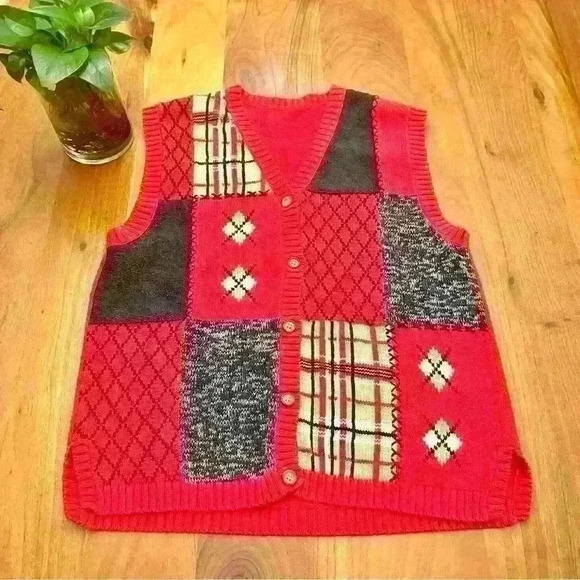 Grandma Boho Bohemians Button Down Crew Neck Red Sweater Vest. - Picture 6 of 11